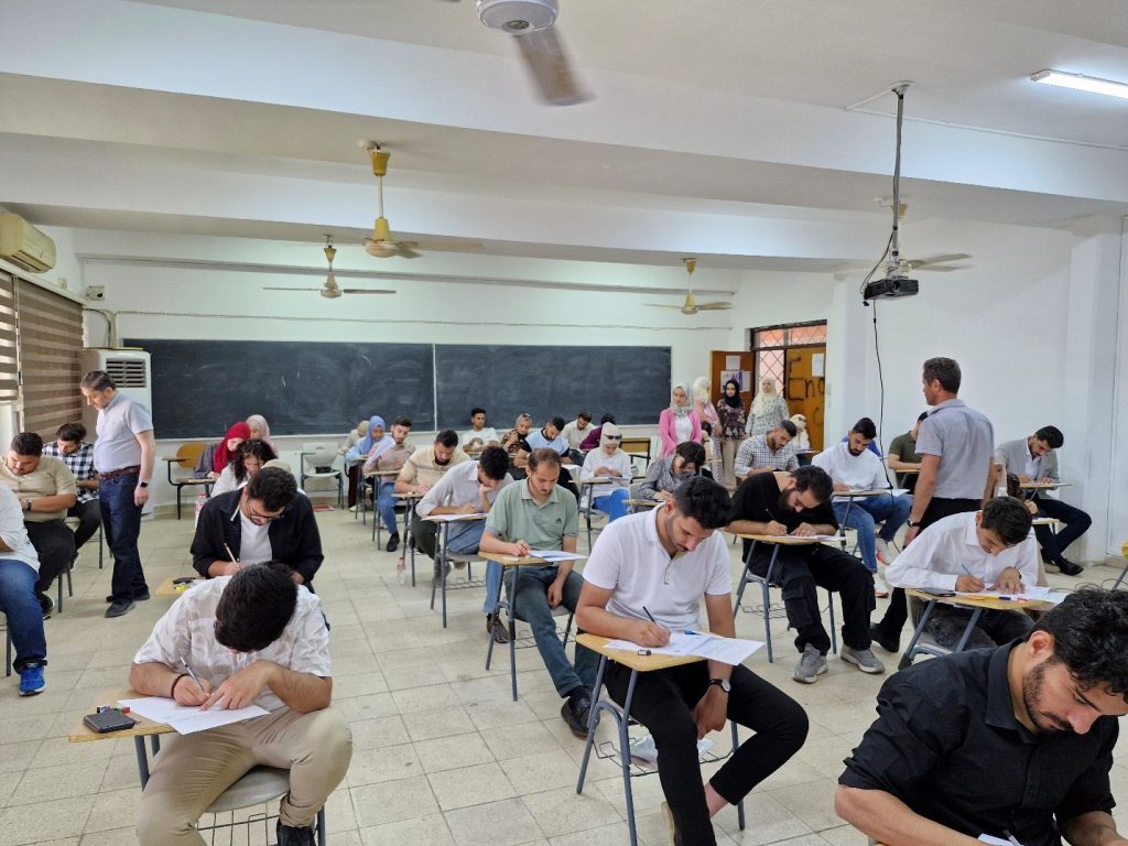 ضمن توجيهات وزارة التعليم العالي والبحث العلي هندسة حاسبات بغداد تجري الامتحان التقويمي المشترك مع كلية الفارابي