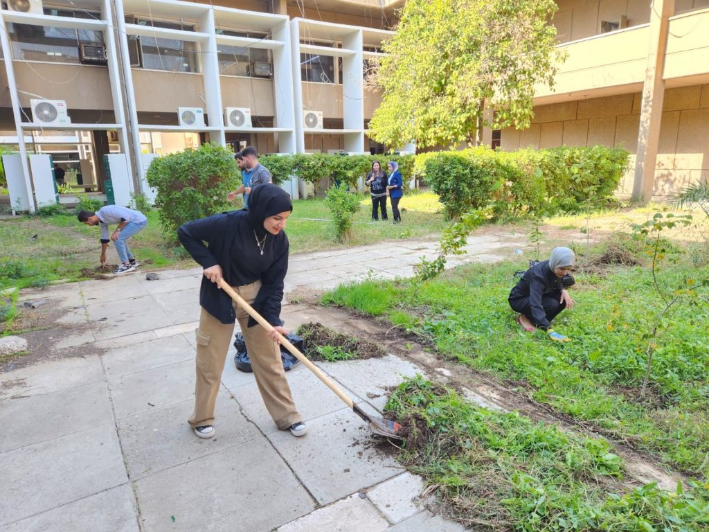 حملة تشجير تطوعية في قسم الهندسة الكيمياوية لتعزيز البيئة الخضراء في جامعة بغداد