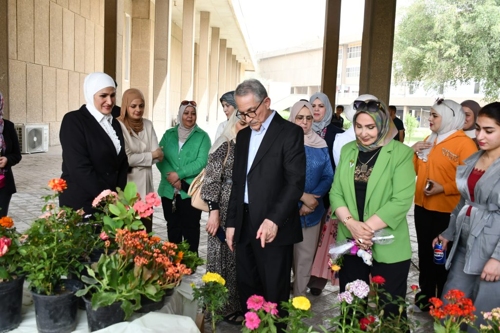 مهرجان بيئي توعوي في كلية الهندسة بجامعة بغداد يعزز ثقافة التشجير ضمن مبادرة المرأة والأمن والسلام