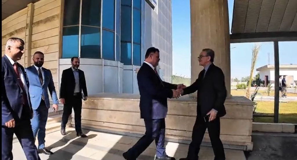 1f8b37b8-5212-4351-a3fa-2a799bf6711e