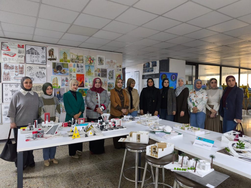 وحدة شؤون المرأة في هندسة بغداد تنظّم معرضًا فنيًا لتعزيز دور المرأة وتمكينها اقتصادياً