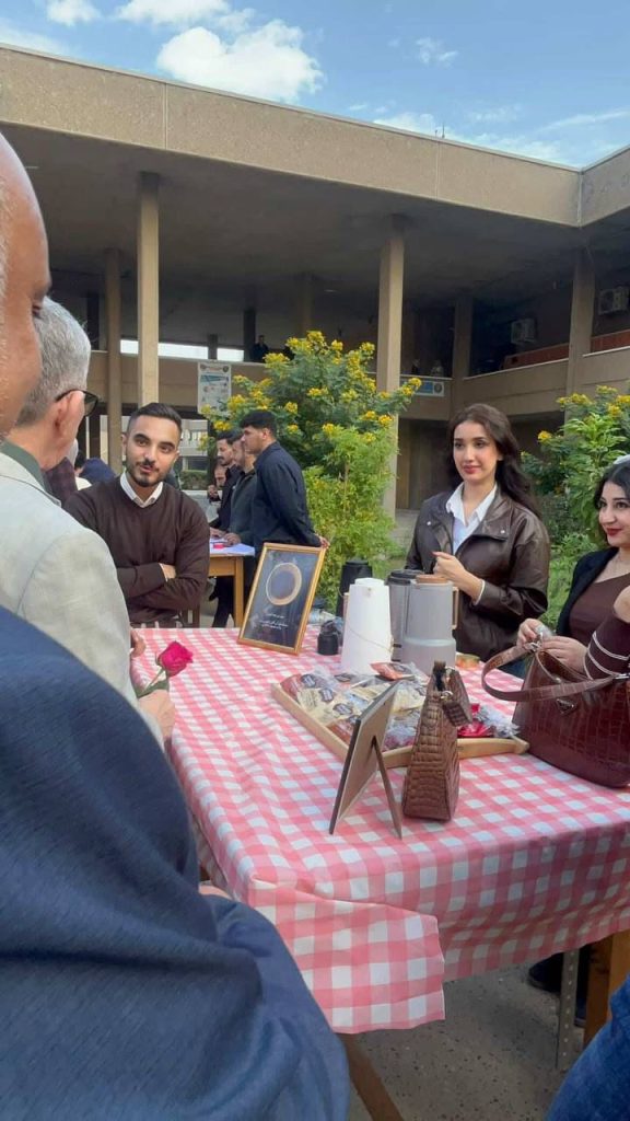 d94aeb32-6230-4a08-a750-40fc302ff22c