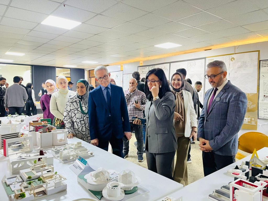 قسم هندسة العمارة في جامعة بغداد يستقبل طلبة المرحلة الأولى للعام الدراسي الجديد