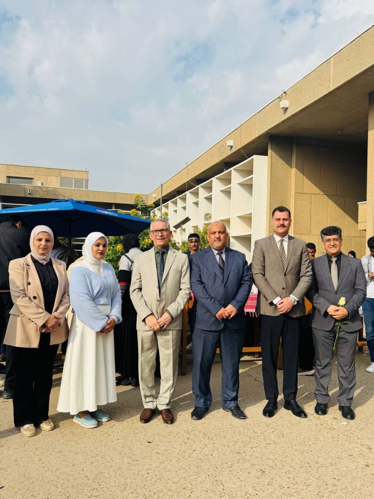 f8bc2f56-de75-4ef3-b6fa-8af994f5360b