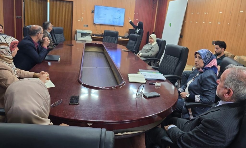 هندسة النفط في جامعة بغداد تنظم سمنارًا علميًا لطلبة الدراسات العليا بمشاركة اللجنة الاستشارية الصناعية