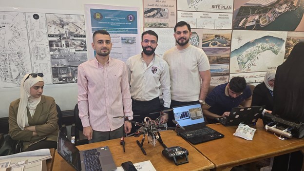 هندسة الطيران في جامعة بغداد توظّف الذكاء الاصطناعي والطاقة الشمسية في مشاريع ابتكارية